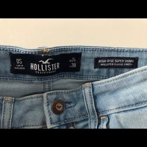 HOLLISTER skinny jeans
